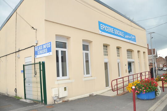 L'épicerie sociale J. Baker au 41 rue Jules Ferry.